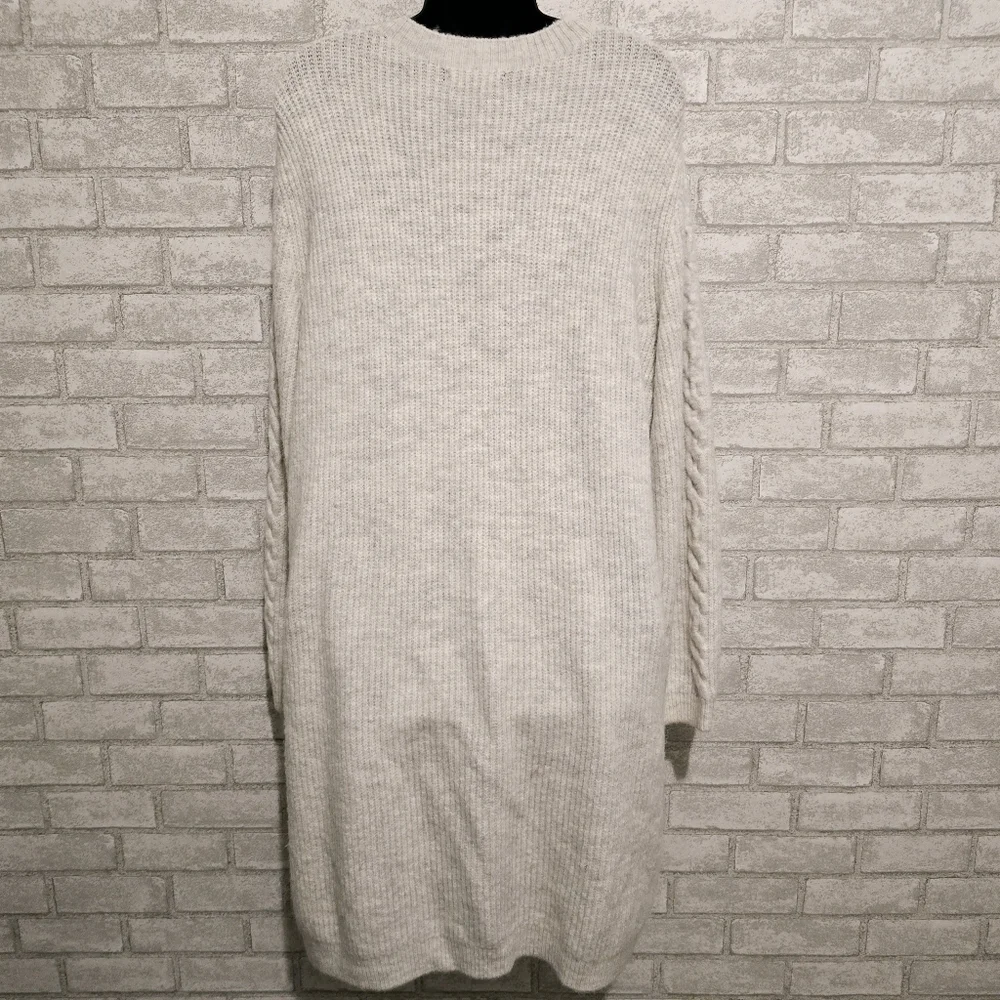 Banana Republic Sweater Dress - Picture 6 of 8